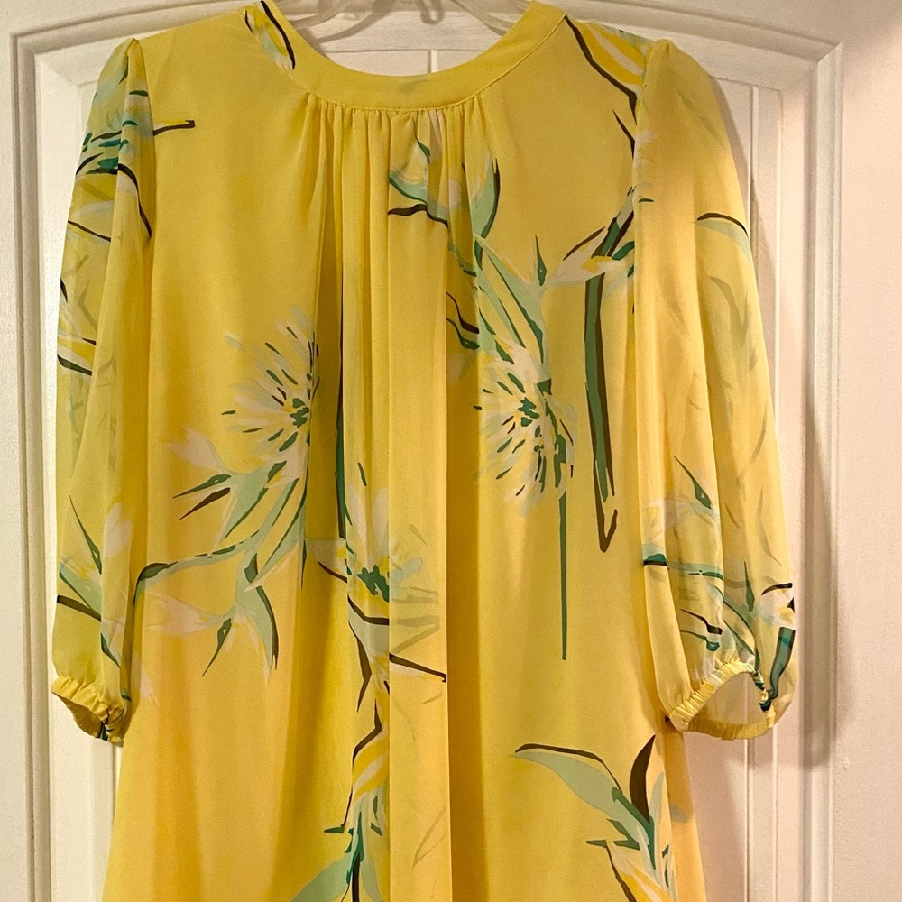 🌼Pretty in yellow dress, size small